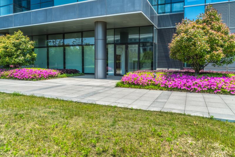 Hotel Mulching in Ventura County, CA